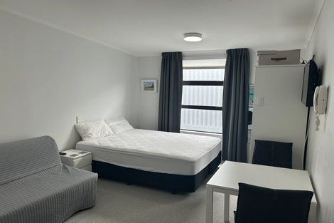 Photo of property in Aitken Street Apartments, 703/5 Aitken Street, Thorndon, Wellington, 6011