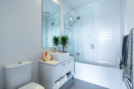 Photo of property in Sentinel Apartments, 1402/3 Northcroft Street, Takapuna, Auckland, 0622