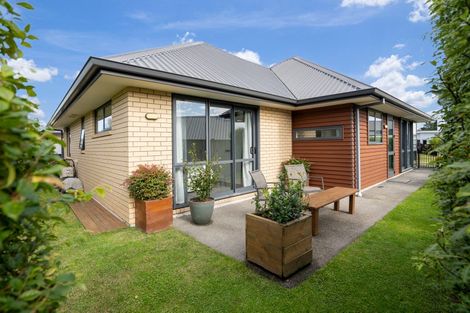 Photo of property in 11 Clifford Close, Leamington, Cambridge, 3432