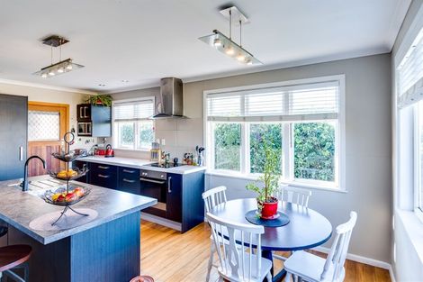 Photo of property in 3 Chester Street, Taradale, Napier, 4112