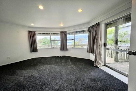 Photo of property in 24 Vipond Road, Stanmore Bay, Whangaparaoa, 0932