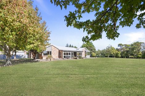 Photo of property in 98 Polson Hill Drive, Aokautere, Palmerston North, 4471