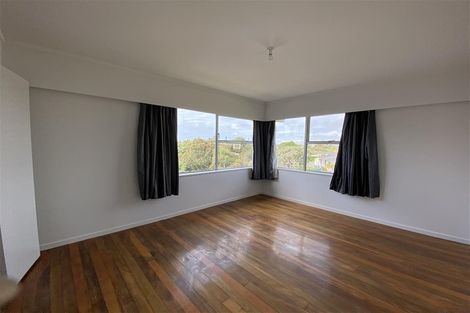 Photo of property in 3 The Crest, Sunnyhills, Auckland, 2010