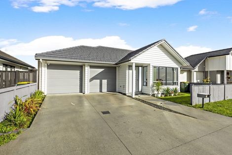 Photo of property in 25 Kotuku Crescent, Takanini, 2112