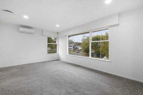 Photo of property in 86 Marlborough Avenue, Glenfield, Auckland, 0629