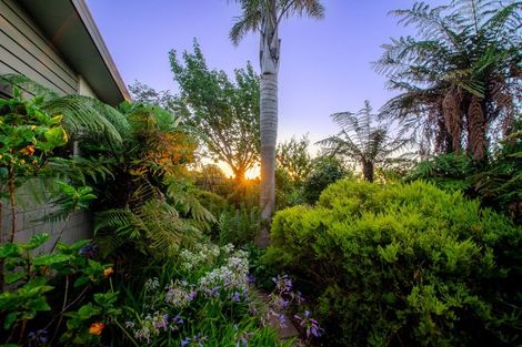 Photo of property in 10 Lambert Way, Paraparaumu, 5032