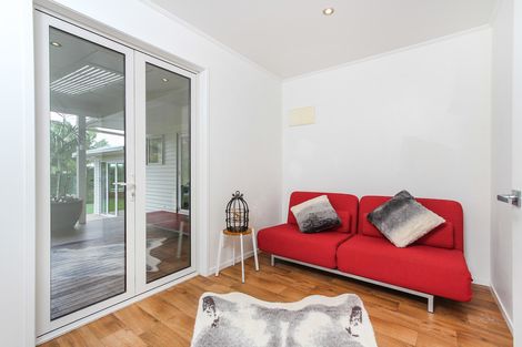 Photo of property in 23 Bodi Place, Te Atatu South, Auckland, 0610