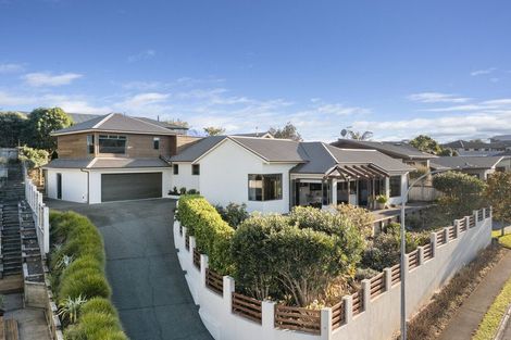 Photo of property in 4 Kororako Grove, Whalers Gate, New Plymouth, 4310