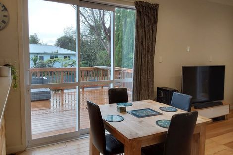 Photo of property in 2/38 Clayburn Road, Glen Eden, Auckland, 0602