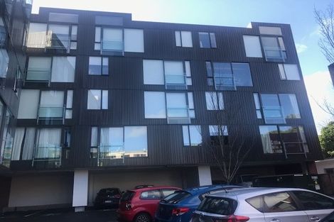 Photo of property in Nouvo Apartments, 5e/21 Rugby Street, Mount Cook, Wellington, 6021