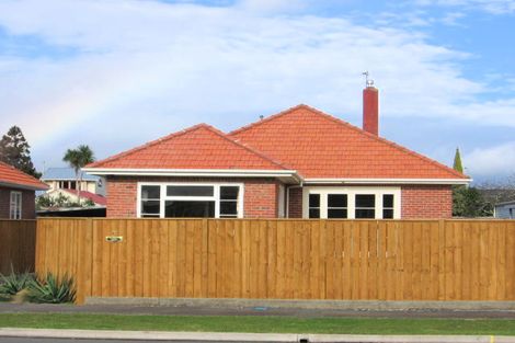 Photo of property in 44 Frederick Street, Terrace End, Palmerston North, 4410