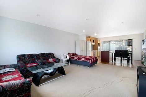 Photo of property in 11 Rakich Place, Henderson, Auckland, 0612