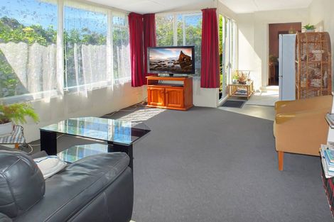 Photo of property in 18 Brown Terrace, Foxton Beach, Foxton, 4815