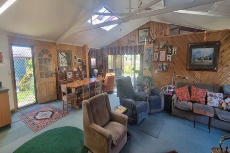 Photo of property in 3a Mcleavey Road, Ohau, Levin, 5570