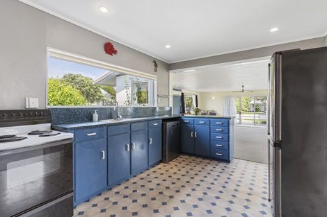 Photo of property in 110 Tui Road, Whangamata, 3620