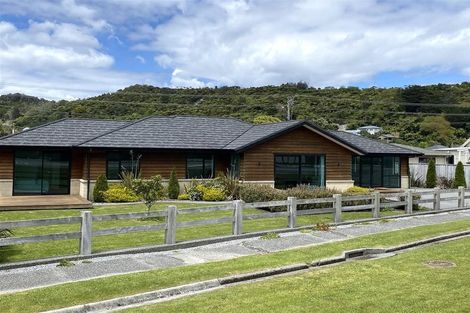 Photo of property in 165 High Street, Greymouth, 7805