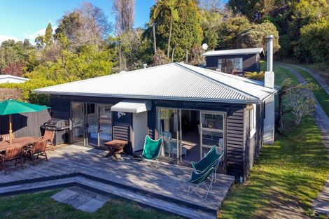 Photo of property in 209 Spencer Road, Lake Tarawera, Rotorua, 3076