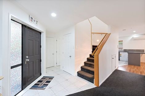 Photo of property in 15 Lake Panorama Drive, Henderson, Auckland, 0612