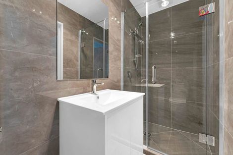 Photo of property in 15c Mckean Avenue, Manurewa, Auckland, 2102