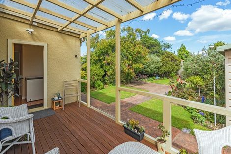 Photo of property in 34 Rongopai Street, Palmerston North, 4414