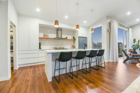 Photo of property in 24 Clifford Close, Leamington, Cambridge, 3432