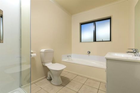 Photo of property in 18 Illana Place, Ranui, Auckland, 0612