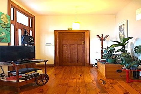 Photo of property in 37 Lawrence Street, Newtown, Wellington, 6021