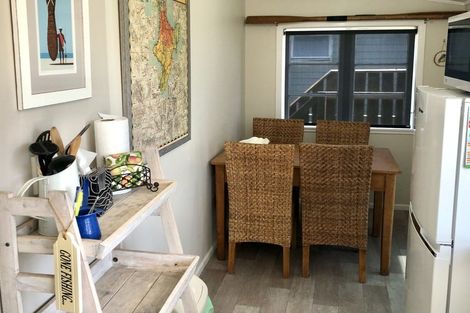 Photo of property in 26 Coleman Avenue, Waverley, 4591