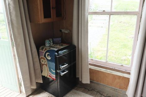 Photo of property in 7 James Road, Maungaturoto, 0587