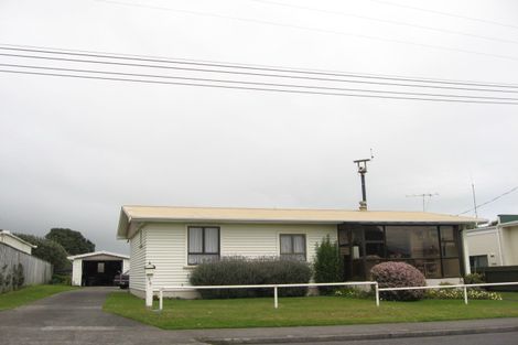 Photo of property in 56 Dixon Street, Oakura, 4314