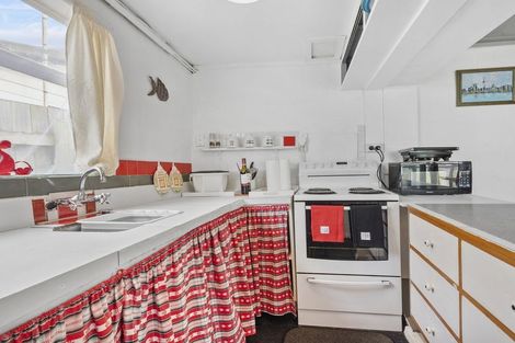 Photo of property in 7 Taylor Street, Brighton, Dunedin, 9035