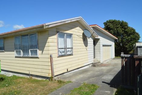 Photo of property in 13 Almora View, Ascot Park, Porirua, 5024