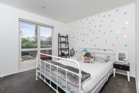 Photo of property in 23 Bodi Place, Te Atatu South, Auckland, 0610