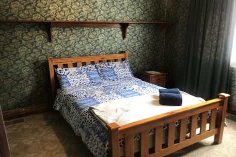 Photo of property in 21 London Street, Hampden, 9410