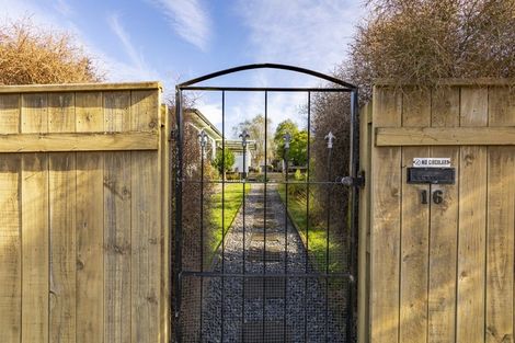 Photo of property in 16 Tavistock Road, Waipukurau, 4200