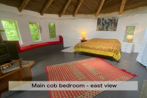 Photo of property in 4 Te Pahi River Drive, Paparoa, Maungaturoto, 0583