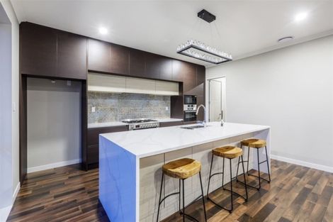 Photo of property in 17 Tawatawa Street, Long Bay, Auckland, 0630