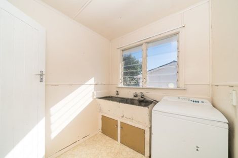 Photo of property in 2 Highbury Avenue, Highbury, Palmerston North, 4412