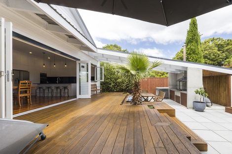 Photo of property in 232 Victoria Avenue, Hokowhitu, Palmerston North, 4410