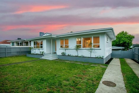 Photo of property in 16 Esmeralda Avenue, Avondale, Auckland, 1026