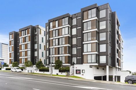Photo of property in Frank Sargeson Apts, 306/74 Anzac Street, Takapuna, Auckland, 0622