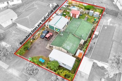 Photo of property in 56 Tabitha Crescent, Henderson, Auckland, 0612