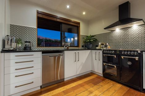 Photo of property in 150 Milne Drive, Paraparaumu, 5032