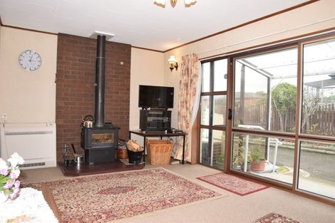 Photo of property in 17 Milford Street, Heidelberg, Invercargill, 9812