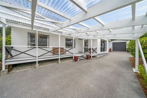 Photo of property in 76 Field Street, Silverstream, Upper Hutt, 5019