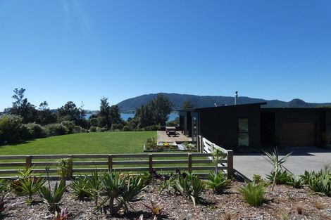 Photo of property in 4 Aldermen Lane, Tairua, 3579