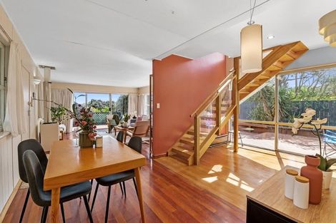 Photo of property in 17 Hughes Street, Waikanae Beach, Waikanae, 5036