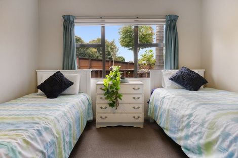 Photo of property in 2 Rochdale Close, Bethlehem, Tauranga, 3110