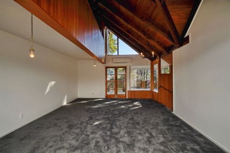 Photo of property in 4 Ball Lane, Redcliffs, Christchurch, 8081