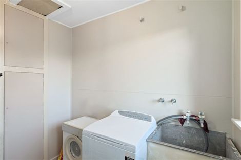 Photo of property in 9 Finsbury Street, Islington, Christchurch, 8042